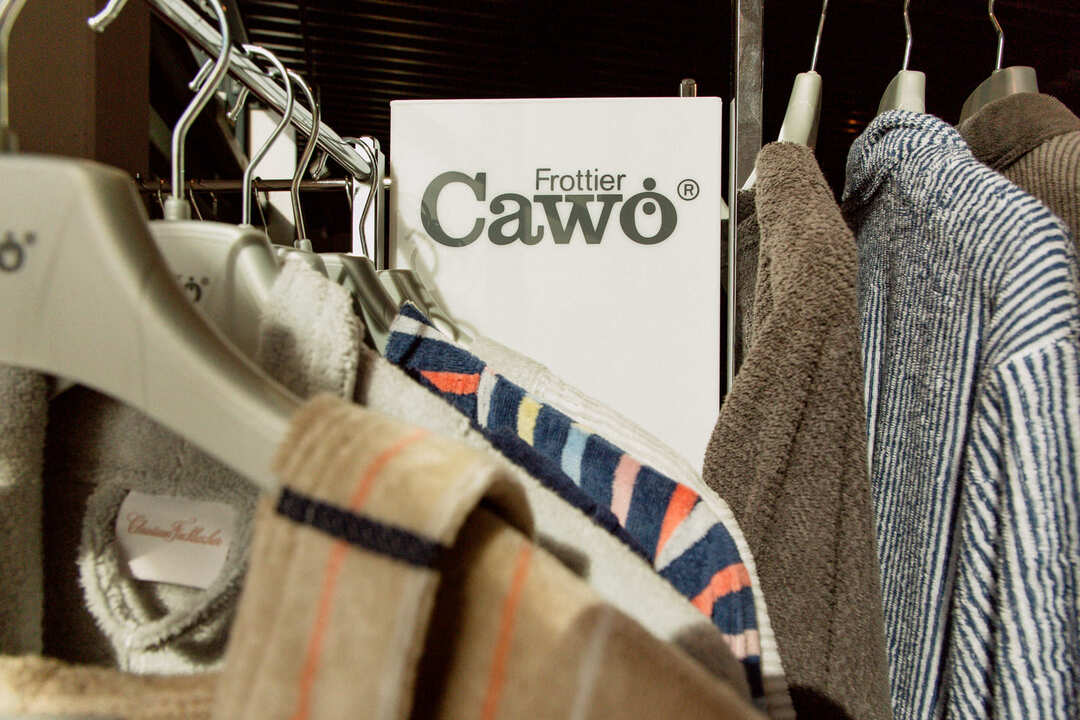 Hochwertige Bademäntel aus Frottier - Frottee, Frotteewaren, Frottierwaren